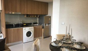曼谷 Khlong Toei Nuea Inter Lux Residence 2 卧室 公寓 售 
