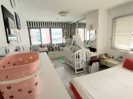 3 Schlafzimmer Wohnung zu vermieten im Regent Royal Place 2, Lumphini