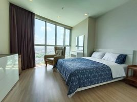 2 Schlafzimmer Appartement zu vermieten im Sky Walk Residences, Phra Khanong Nuea