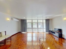 2 Bedroom Condo for rent at S.V. Apartment, Lumphini