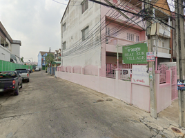 5 Schlafzimmer Reihenhaus zu verkaufen im Baan Ruay Suk Village 64, Wang Thonglang, Wang Thong Lang, Bangkok, Thailand