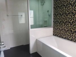 250 кв.м. Office for rent in Din Daeng, Дин Даенг, Din Daeng