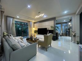 4 Bedroom House for sale at The Palm Pattanakarn, Suan Luang, Suan Luang, Bangkok