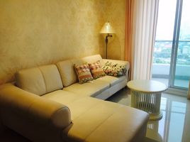 1 Bedroom Condo for sale at Supalai River Place, Bang Lamphu Lang