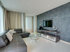 2 Bedroom Apartment for sale at The Baycliff Residence, Patong