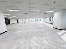 501.80 SqM Office for rent at Ital Thai Tower, Bang Kapi, Huai Khwang, Bangkok