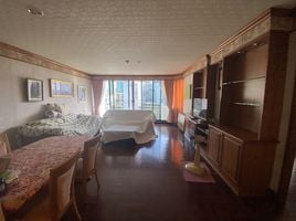 1 Schlafzimmer Wohnung zu verkaufen im Lake Avenue Sukhumvit 16, Khlong Toei