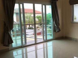 4 Bedroom Villa for sale at Lake Side Court 3, Pong