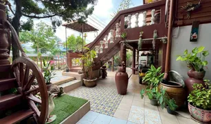 3 Bedrooms House for sale in Ban Chang Lo, Bangkok 