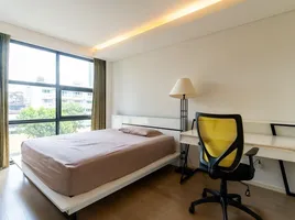 1 Bedroom Apartment for sale at MODE Sukhumvit 61, Khlong Tan Nuea, Watthana