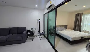 1 Schlafzimmer Wohnung zu verkaufen in Chong Nonsi, Bangkok Condolette Pixel Sathorn