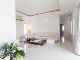 3 Schlafzimmer Villa zu verkaufen im Palm Villas, Cha-Am, Cha-Am