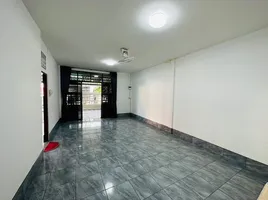 3 спален Дом for rent in Пхукет Тощн, Пхукет, Talat Nuea, Пхукет Тощн