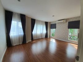 3 Bedroom House for rent at Mantana Rama 9-Srinakarin, Hua Mak, Bang Kapi, Bangkok