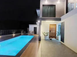 3 Schlafzimmer Villa zu verkaufen in Karon, Phuket, Karon