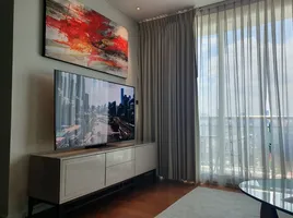 2 Schlafzimmer Wohnung zu vermieten im Wind Sukhumvit 23, Khlong Toei Nuea