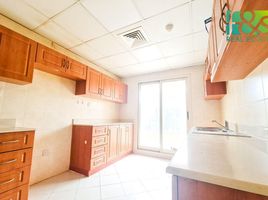 2 Schlafzimmer Appartement zu verkaufen im Golf Apartments, Al Hamra Village