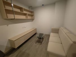 2 Schlafzimmer Wohnung zu verkaufen im The Shade Condo Sathorn 1, Chong Nonsi