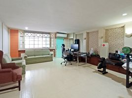 4 Bedroom Penthouse for sale at Premier Condominium, Khlong Tan