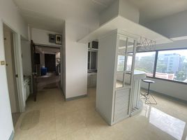 1 спален Кондо на продажу в Yada Residential, Khlong Tan Nuea