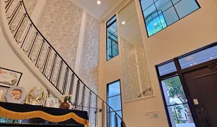 5 Bedrooms House for sale in Saphan Sung, Bangkok Nantawan Rama 9 - New Krungthepkretha