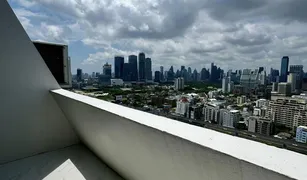 1 Bedroom Condo for sale in Khlong Toei, Bangkok Omni Tower Sukhumvit Nana