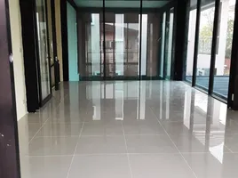 3 Bedroom House for rent in Phra Khanong, Bangkok, Bang Chak, Phra Khanong