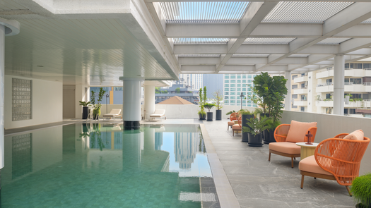 Fotos 1 of the Communal Pool at PARKROYAL Suites Bangkok