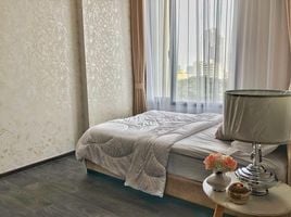 1 спален Кондо в аренду в Edge Sukhumvit 23, Khlong Toei Nuea