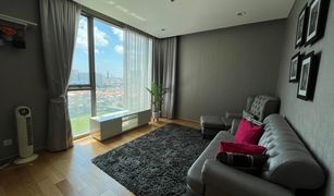 1 Bedroom Condo for sale in Chong Nonsi, Bangkok The Breeze Narathiwas