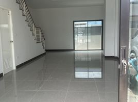 4 Bedroom Townhouse for sale in Dokmai, Prawet, Dokmai