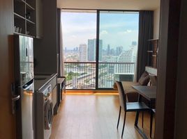 2 Schlafzimmer Wohnung zu verkaufen im Noble Revo Silom, Si Lom