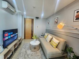 1 Schlafzimmer Wohnung zu verkaufen im The Future Condo, Wichit, Phuket Town, Phuket