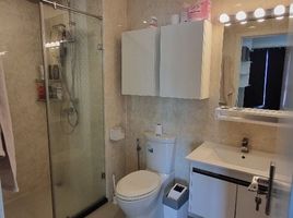 1 Schlafzimmer Wohnung zu vermieten im Mayfair Place Sukhumvit 64, Bang Chak