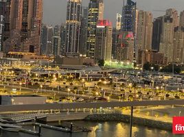 1 Schlafzimmer Wohnung zu verkaufen im Marina Vista, EMAAR Beachfront, Dubai Harbour, Dubai