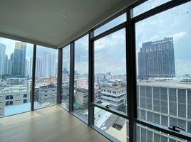 2 Bedroom Condo for sale at Siamese Exclusive Queens, Khlong Toei