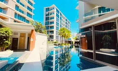 图片 2 of the Communal Pool at The Pine Hua Hin 