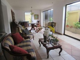 3 Schlafzimmer Wohnung zu verkaufen im Countryside Condominium For Sale in Trejos Montealegre, Escazu