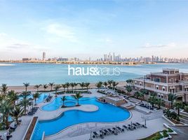 4 Bedroom Apartment for sale at Balqis Residence, Palm Jumeirah, Dubai