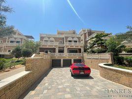 5 Bedroom Villa for sale at Balqis Residence, Palm Jumeirah