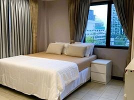 2 Bedroom Apartment for sale at Pearl Garden, Si Lom