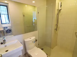 1 Schlafzimmer Appartement zu vermieten im Life Asoke, Bang Kapi