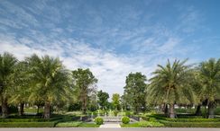 Fotos 2 of the Communal Garden Area at Perfect Masterpiece Rama 9 - Krungthep Kreetha
