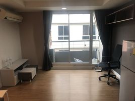 2 Bedroom Condo for sale at The Kris Extra 7, Din Daeng
