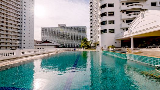 Photo 1 of the Communal Pool at Jomtien Complex