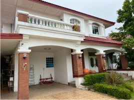 4 Bedroom House for sale at Mantana Village Srinakarin, Bang Mueang, Mueang Samut Prakan