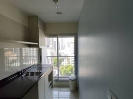 1 Bedroom Condo for sale at Rhythm Sathorn - Narathiwas, Thung Mahamek