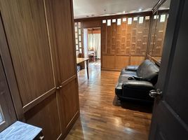 1 Schlafzimmer Appartement zu verkaufen im Baan Ploenchit, Lumphini, Pathum Wan