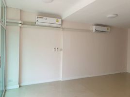 3 Bedroom House for rent at Saranpruek Village, Khlong Chan