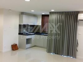 3 Schlafzimmer Wohnung zu vermieten im Zenith Place Sukhumvit 42, Phra Khanong